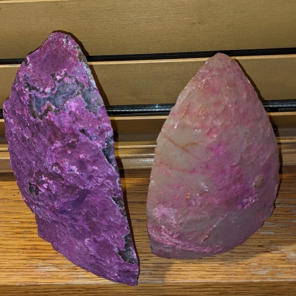 Agate Geode Sections Pair of Dyed Pink​​ - Picture 8 of 15